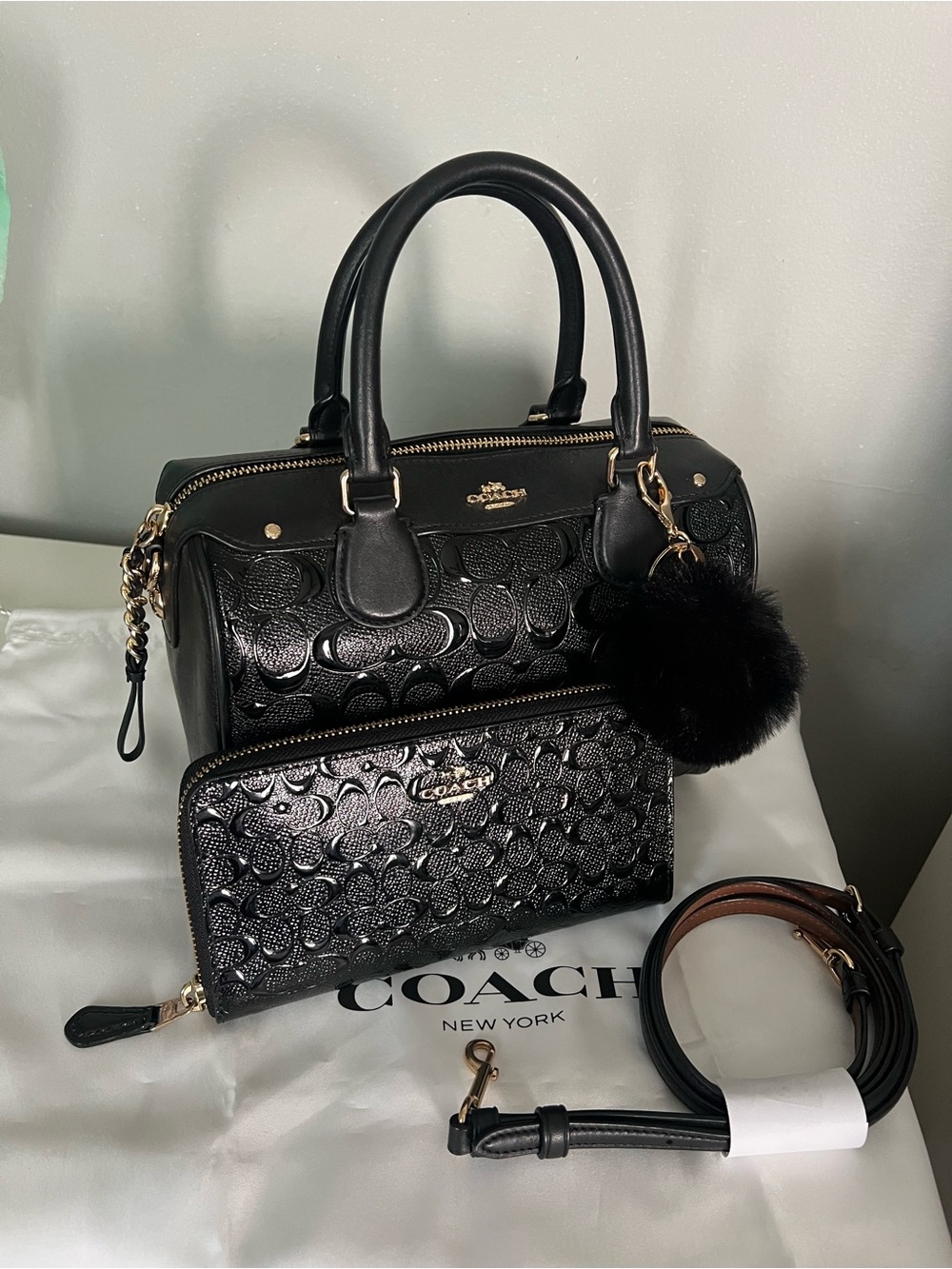 Coach Mini Bennett Satchel In Embossed Leather With Matching Wallet - Picture 2 of 11